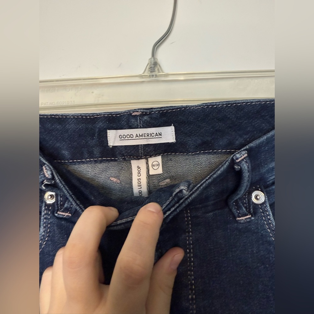 Good American Good Legs Crop Jeans Blue 260 Size 10/30 - Picture 9 of 11